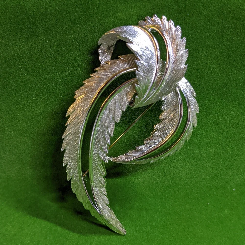 Sarah Coventry Vintage Feather Brooch Silver-tone